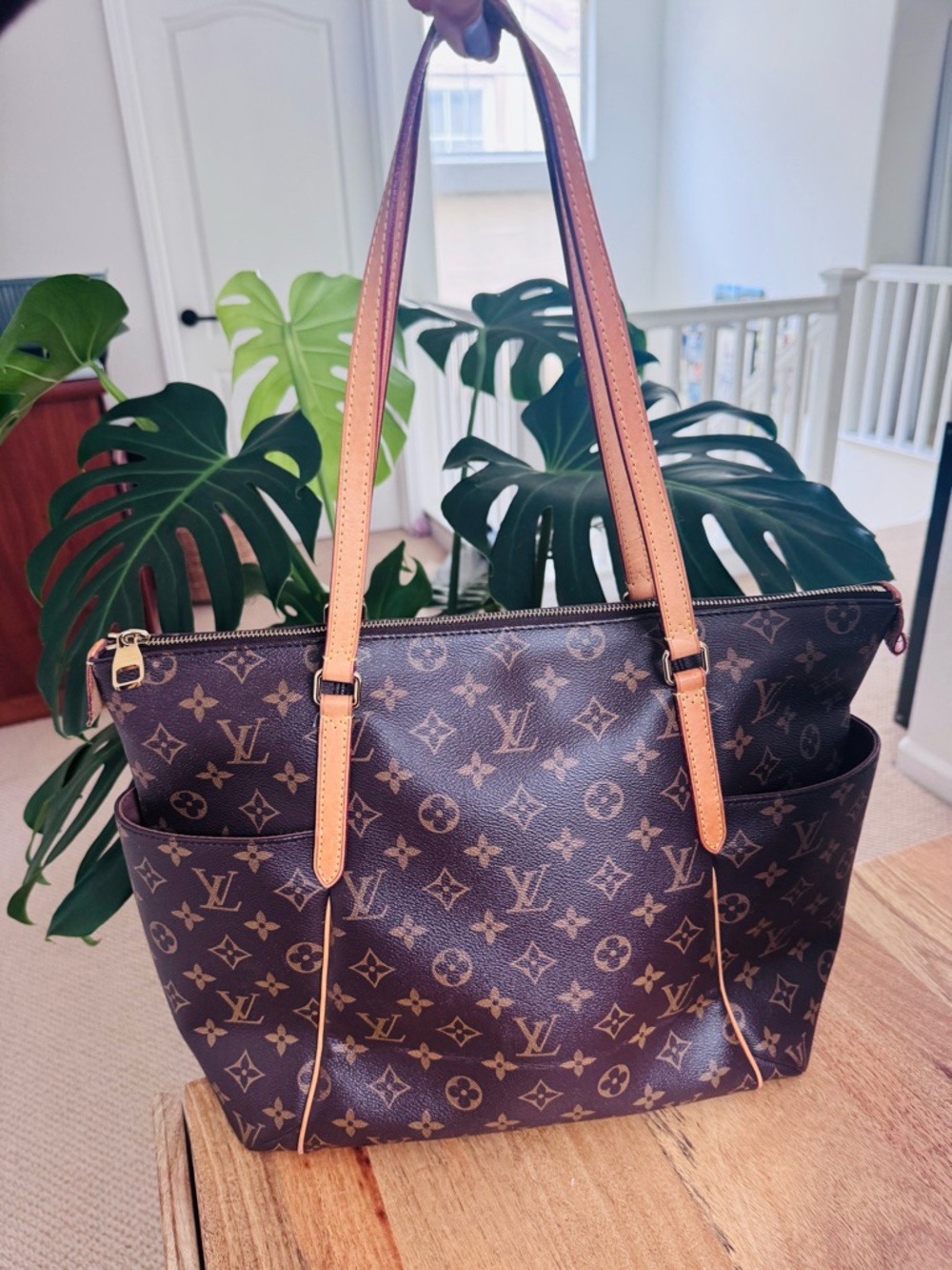 Louis Vuitton Totally MM Tote